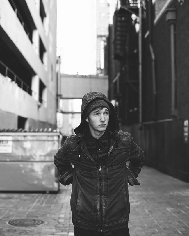 Pria berusia 19 tahun ini pun memberi tahu sang juri bahwa ia menyukai pekerjaannya karena bisa bertemu dengan banyak gadis-gadis lucu. Foto: Instagram