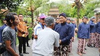 Prabowo memakai beskap. Ini saat Prabowo berada di Yogyakarta dalam rangka memperingati Hari Pahlawan tahun lalu. (Foto: dok. Facebook Prabowo Subianto)
