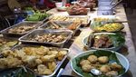 Serunya! Ngopi Santai Sambil Memandang Sawah Menghijau di Sini