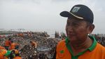 Foto: Berjibaku Gempur Sampah di Teluk Jakarta