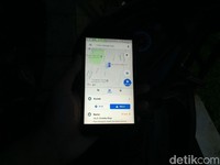 Seberapa Bahaya Pakai GPS saat Mengemudi Hingga Bisa Dibui?