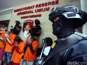 Pelaku Skimming Konversi Uang Hasil Bobol ATM Jadi Bitcoin