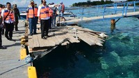 Menurut Menhub, setiap harinya wisatawan yang datang mencapai 1.500 orang dan kapal-kapal yang datang dari Bali ke Gili mencapai 60 kapal.