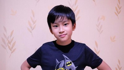 Azka, Putra Deddy Corbuzier dan Kalina yang Aktif dan Ceria