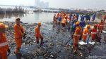 Potret Sampah di Teluk Jakarta yang Bak Pulau Reklamasi