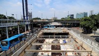 Begini penampakan terkini proyek pembangunan underpass Mampang, Minggu (18/3/2018).