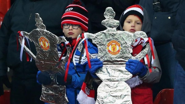 Foto: Setan Merah Jaga Asa Juara di Piala FA