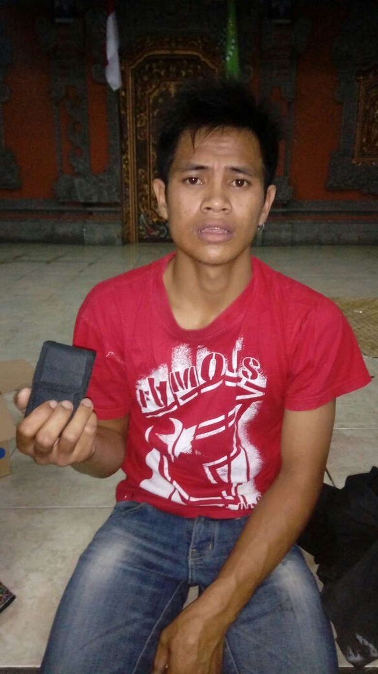 Curi 3 Bungkus Rokok, Pemuda di Denpasar Ditangkap Saat Nyepi Curi 3 Bungkus Rokok, Pemuda di Denpasar Ditangkap Saat Nyepi