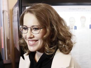 Potret Capres Cantik Rusia saat Memilih di Pilpres Rusia