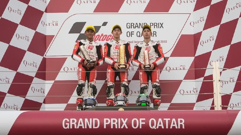 Pebalap Indonesia Naik Podium di Losail Pebalap Indonesia Naik Podium di Losail