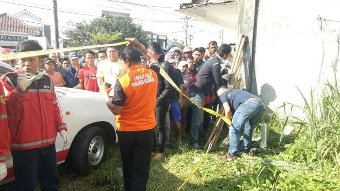 Wanita Berkawat Gigi Tewas di Bogor, Wajah Tertutup Plastik