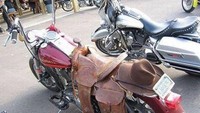 Kisah tentang koboi dan tunggangannya dengan semua aksesori khasnya mungkin sudah berlalu. Namun bagi Otolovers yang suka dengan koboi, mungkin motor ini bisa jadi bahan Otolovers agar terlihat seperti koboi. Foto: Istimewa