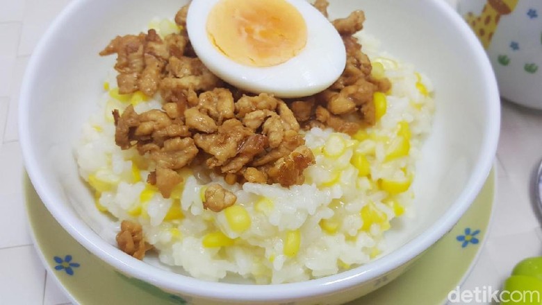Ajak si Kecil Bikin Bubur Jagung Ayam Cincang Yuk, Bun/ Foto: detikfood Ajak si Kecil Bikin Bubur Jagung Ayam Cincang Yuk, Bun/ Foto: detikfood
