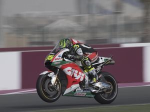 Crutchlow Terbaik di Latihan Kedua, Marquez Crash