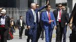 Potret Keakraban Jokowi dan Turnbull Naik Feri di Sydney