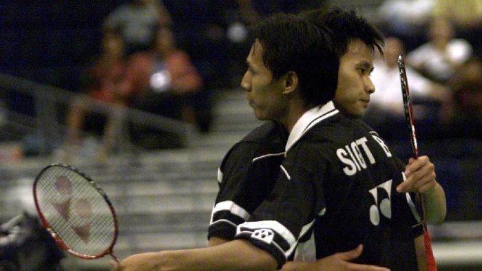 Sigit Budiarto bersama Candra Wijaya saat menang di Kejuaraan Asia. (Stanley Chou/Allsport in Getty Images) Sigit Budiarto bersama Candra Wijaya saat menang di Kejuaraan Asia. (Stanley Chou/Allsport in Getty Images)