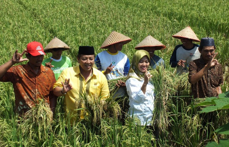 Jika Terpilih, Arinal-Nunik Janji Beri Modal Petani Rp 20 Juta Jika Terpilih, Arinal-Nunik Janji Beri Modal Petani Rp 20 Juta