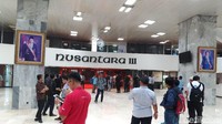 Pegawai dan tamu berhamburan. Saat kebakaran terjadi alarm kebakaran sempat berbunyi (Foto: Danu Damarjati/detikcom)