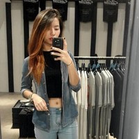 Transformasi menakjubkan Erika itu pun memicu debat online dari netizen yang meragukannya. Foto: Facebook