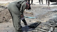 Dikutip dari Thai PBS, Senin (19/3/2019), bom-bom tiruan tersebut ditemukan di kawasan proyek konstruksi di Jalan Rajvithi, salah satu jalan utama di Bangkok.  (Foto: Dok. Dailynews via REUTERS)
