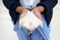 Pasirnya sehalus tepung terigu (Wahyu/detikTravel)