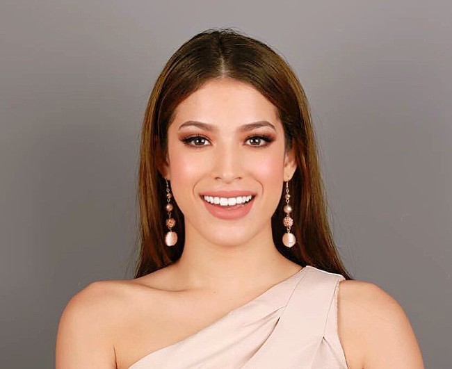 Wanita yang berasal dari Klang Selangor ini memiliki masa lalu yang sulit. Ia tak pernah bertemu dengan ayah kandungnya, dan ibu kandungnya meninggalkannya dalam perawatan asuh dari usia dua sampai 17 tahun. Foto: Instagram