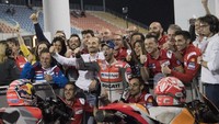 Bagi Dovizioso, kemenangan ini mengakhiri penantian panjanganya di Losail. Di tiga musim sebelumnya, dia harus puas selalu finis kedua. (Foto: Mirco Lazzari gp/Getty Images)