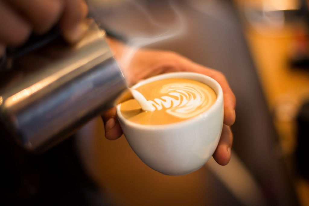 Ini 7 Racikan Kopi Bebasis Espresso yang Populer di Kafe-kafe