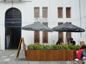 Mumpung Libur, Ayo Ngopi dan Makan Asyik di 5 Kafe Bergaya Kolonial Ini!