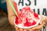 Sluuurp! Beragam Bahan Diracik dengan Es dan Sirop