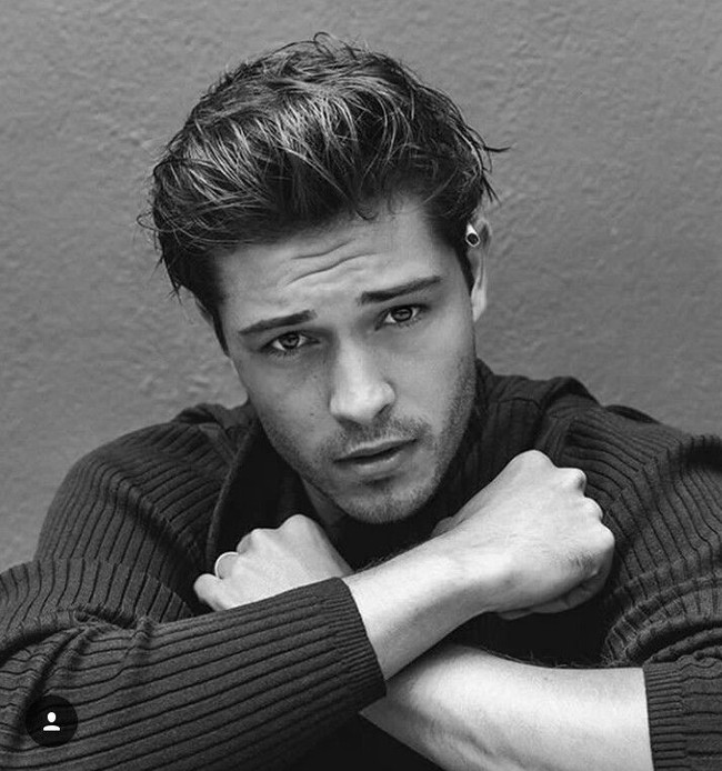 Inilah wajah ganteng pria dengan nama asli Francisco Lachowski itu. Benar-benar bisa bikin wanita jatuh cinta, ya! (Foto: Instagram)