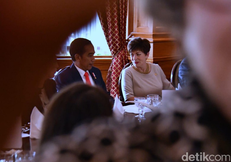 Diplomasi Kopi Jokowi di Selandia Baru Diplomasi Kopi Jokowi di Selandia Baru