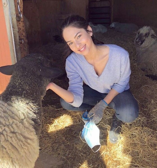 Karena kecantikan dan keseksiannya, Christen punya followersnya hingga 141 ribu. (Foto: Instagram)