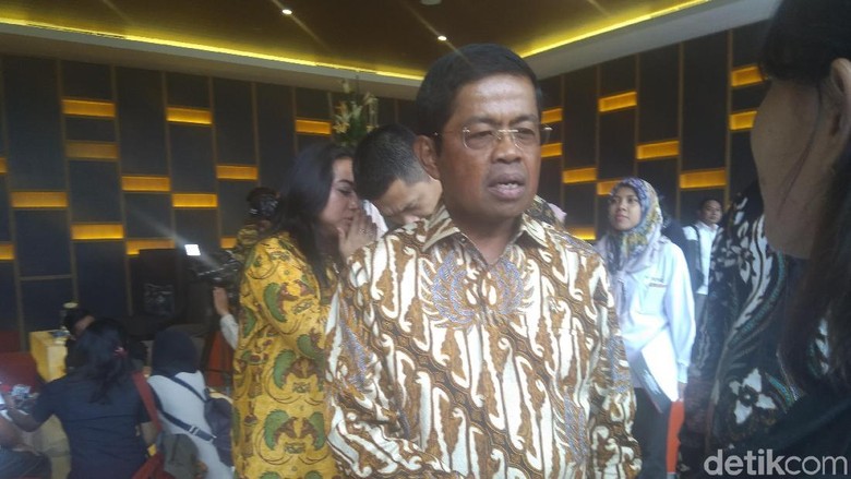 Mensos Minta Pendamping PKH Bantu Lawan Hoax soal Jokowi Mensos Minta Pendamping PKH Bantu Lawan Hoax soal Jokowi