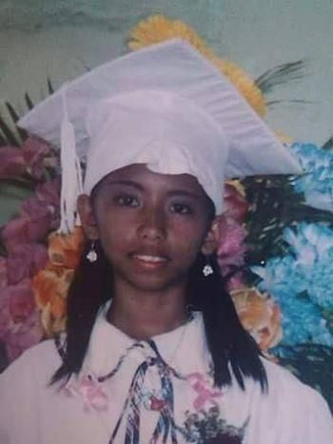 Banyak persepsi menyatakan bahwa wanita cantik adalah berkulit putih. Hal tersebut, membuat seorang wanita asal Filipina ini berupaya agar memiliki kulit putih.  Foto: Facebook