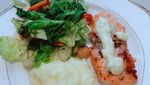 10 Momen Siti Nurhaliza Saat Masak Asam Podeh hingga Makan Salmon