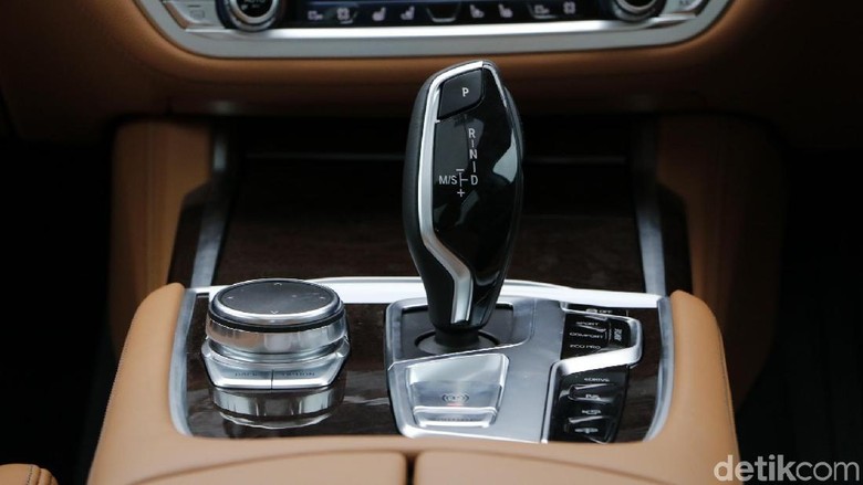 3 Alasan Mobil Matik Lebih Laris Ketimbang Manual Foto: Rangga Rahadiansyah 3 Alasan Mobil Matik Lebih Laris Ketimbang Manual Foto: Rangga Rahadiansyah