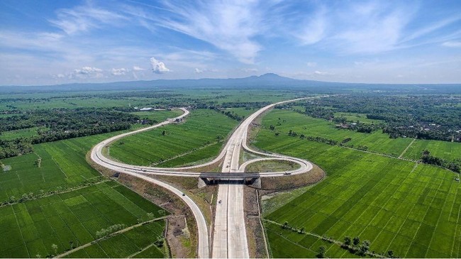 Jokowi Mau Turunkan Tarif Tol?