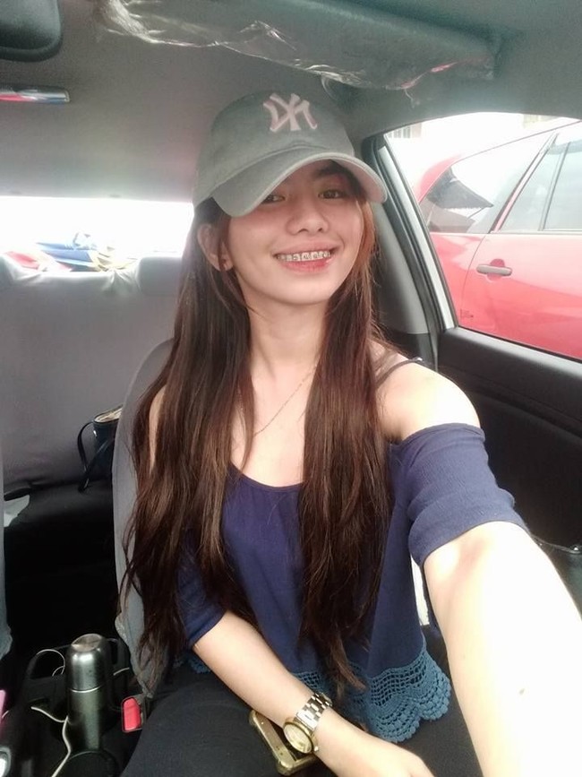 Erika seolah menjelma jadi angsa yang cantik dengan kulit putih. Foto: Facebook