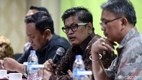 Diskusi ini membahas mengenai kepimimpinan Ketua Umum Golkar Airlangga Hartarto.