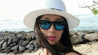 Liu Yelin seorang ibu asal China yang berumur 50 tahun sempat menghebohkan di dunia maya, karena masih terlihat awet muda. (queenyelin/Instagram)