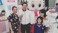 Bahkan ada pula netizen yang menyebut mereka sebagai keluarga favorit. (Dok. Instagram/ayummyy426) Bahkan ada pula netizen yang menyebut mereka sebagai keluarga favorit. (Dok. Instagram/ayummyy426)