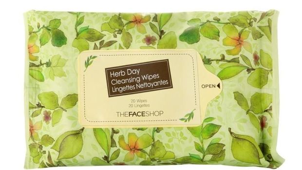 7 Cleansing Wipes untuk Kamu yang Malas Bersihkan Wajah Saat Malam