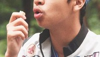 Ini dia potongan terakhir cheese burger yang saat itu dimakan Bastian. wee wee wee #cheeseburger, tulis akun @bastiansteel. Foto: Instagram @bastiansteel