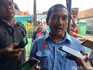 Aries Janji Geliatkan Sentra Sepatu Cibaduyut dan Rajut Binong