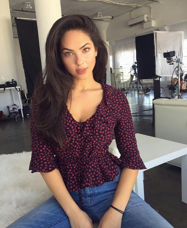 Inilah kecantikan dan keseksian Christen. Siap-siap follow @christenharper ya di Instagram. (Foto: Instagram)