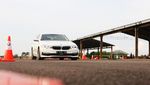 BMW 520i Dibawa Jakarta-Surabaya
