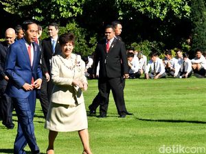 Di Selandia Baru, Jokowi Pamer Punya 8 Menteri Perempuan