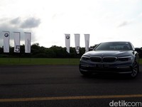 Jakarta-Surabaya Kendarai BMW 520i? Siapa Takut!