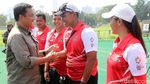 Gaya Imam Nahrawi Memanah